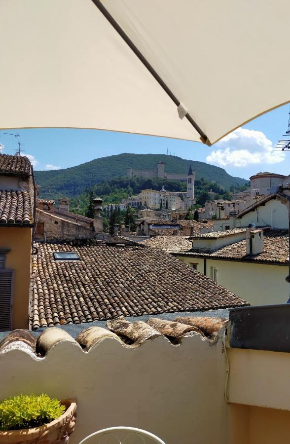 Sotto I Tetti Del Borgo Apartman Spoleto Kültér fotó
