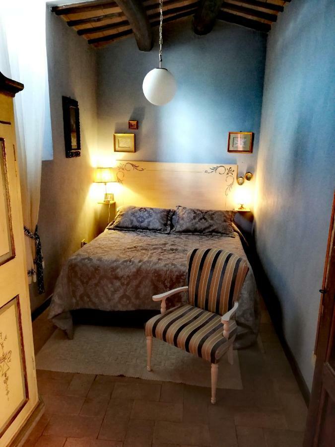 Sotto I Tetti Del Borgo Apartman Spoleto Kültér fotó